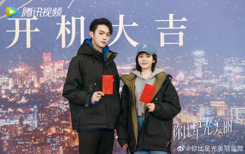 Đàm Tùng Vận vướng nghi vấn làm việc qua loa, bỏ đoàn phim khiến Hứa Khải phải diễn với thế thân  - Ảnh 2.