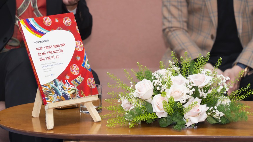 Lát cắt bổ sung cho lịch sử mỹ thuật, thời trang Việt Nam - Ảnh 2.