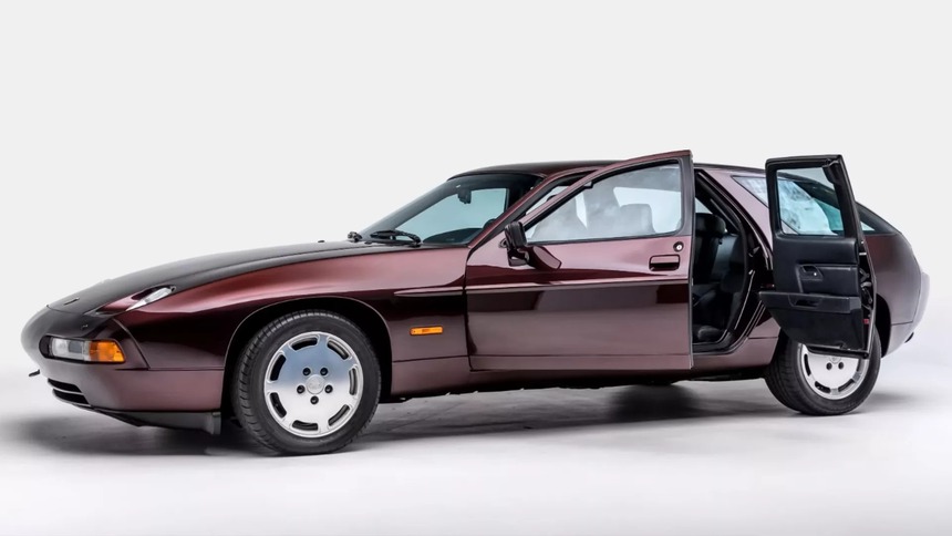 Porsche mất 4 lần thử, 5 thế hệ để chào sân mẫu xe 4 cửa hoàn hảo - Ảnh 3.