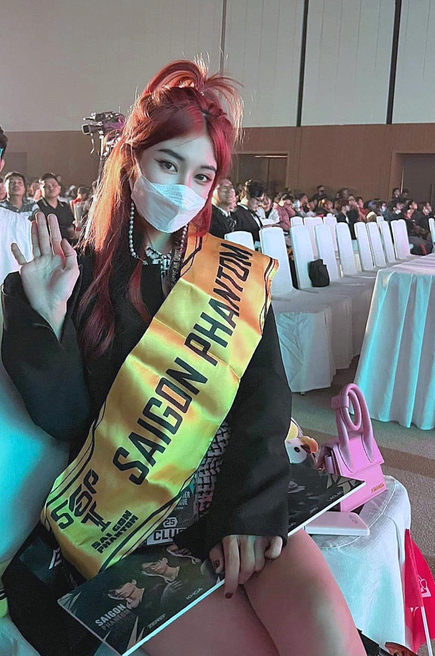 Tuyển thủ 'điển trai nhất APL 2022' bị chỉ trích, ban lãnh đạo có động thái - Ảnh 3. Tuyển thủ 'điển trai nhất APL 2022' bị chỉ trích, ban lãnh đạo có động thái - Ảnh 3.