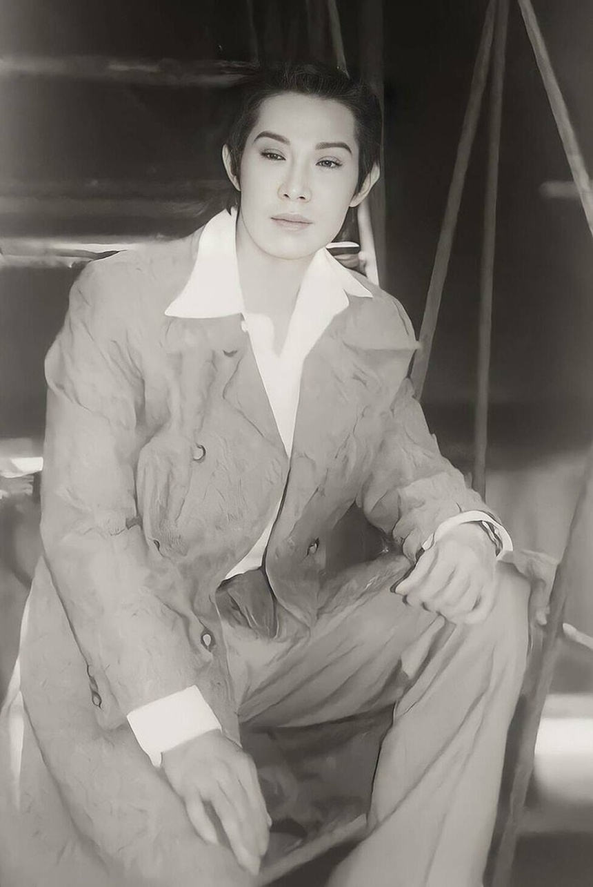 NSƯT Vũ Linh: Đi diễn 12 ngàn khán giả tới xem, quần áo hai người may không kịp - Ảnh 3.