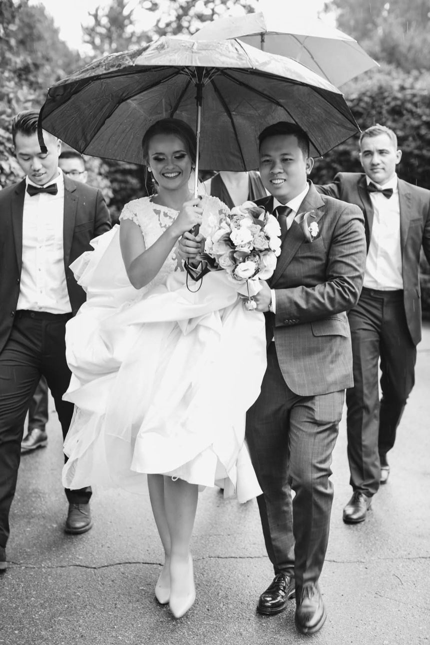 Cô gái Ukraine xinh đẹp như thiên thần “đổ rầm” trước chàng trai quê Nam Định, vượt 8000km tới làm dâu Việt Nam - Ảnh 3. Cô gái Ukraine xinh đẹp như thiên thần “đổ rầm” trước chàng trai quê Nam Định, vượt 8000km tới làm dâu Việt Nam - Ảnh 3.