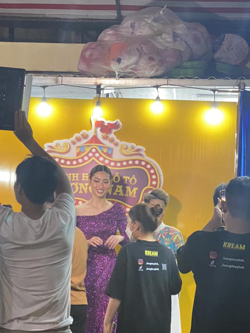 1 Hoa hậu đình đám bất ngờ rẽ hướng đi... hát lô tô, nhan sắc qua cam thường như thế nào? - Ảnh 6.