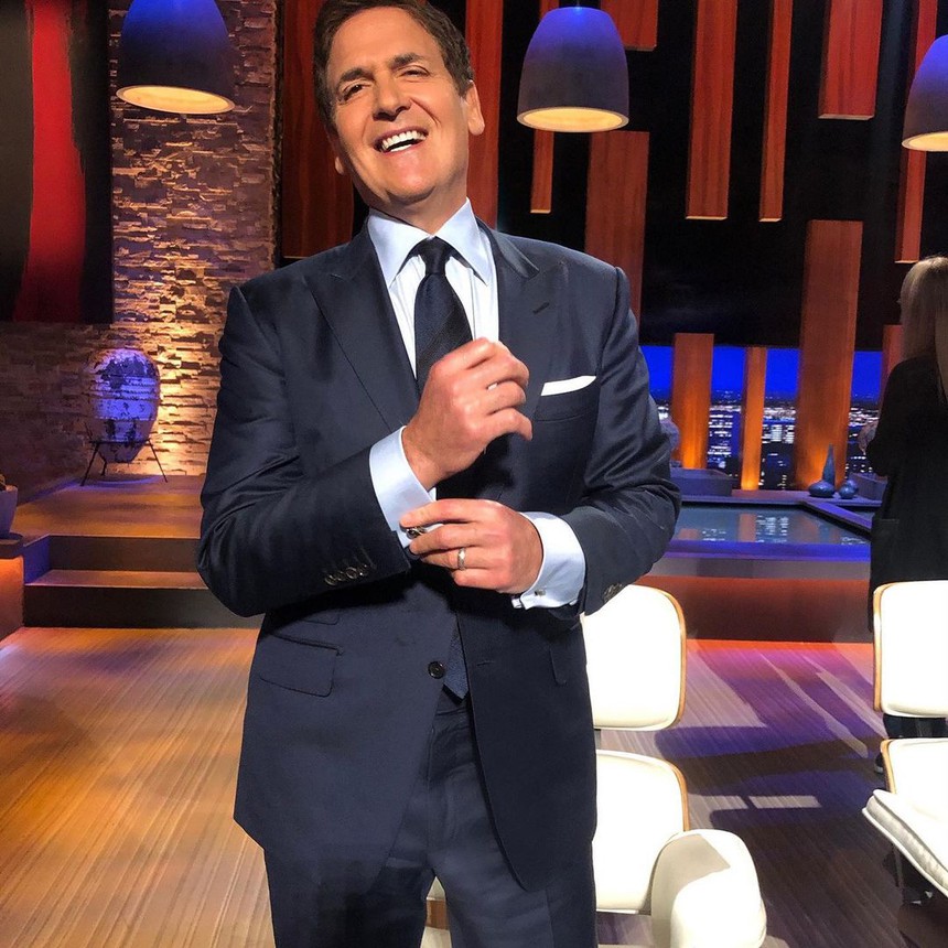 Tiền tiêu không hết, tỷ phú Mark Cuban vẫn ‘chắt bóp’ từng đồng: Nhặt xe bên lề đường, ở nhà cũ gần 20 năm chưa thú vị bằng điều này - Ảnh 3. Tiền tiêu không hết, tỷ phú Mark Cuban vẫn ‘chắt bóp’ từng đồng: Nhặt xe bên lề đường, ở nhà cũ gần 20 năm chưa thú vị bằng điều này - Ảnh 3.