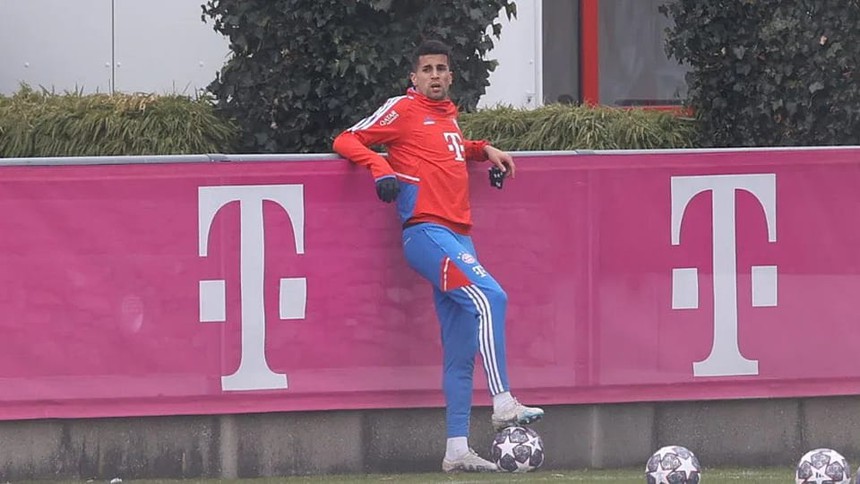 Cancelo 'bật khóc' trên sân tập Bayern vì gặp lại chuyện cũ - Ảnh 2.