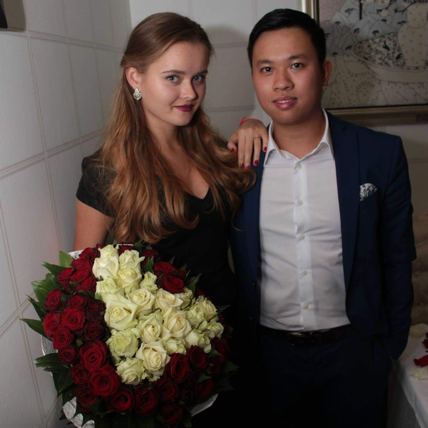Cô gái Ukraine xinh đẹp như thiên thần “đổ rầm” trước chàng trai quê Nam Định, vượt 8000km tới làm dâu Việt Nam - Ảnh 1. Cô gái Ukraine xinh đẹp như thiên thần “đổ rầm” trước chàng trai quê Nam Định, vượt 8000km tới làm dâu Việt Nam - Ảnh 1.