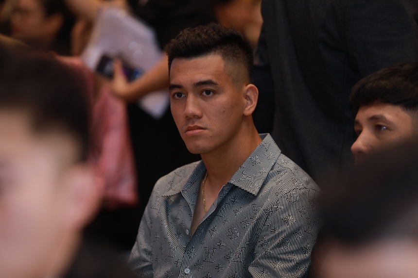 Dàn cầu thủ bóng đá Việt Nam hội tụ ở sự kiện ra mắt Thương hiệu nước hoa T-AB Paris - Ảnh 3. Dàn cầu thủ bóng đá Việt Nam hội tụ ở sự kiện ra mắt Thương hiệu nước hoa T-AB Paris - Ảnh 3.