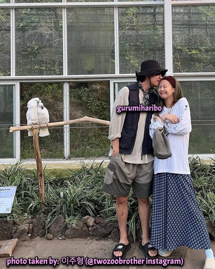 Rần rần khoảnh khắc Park Seo Joon có hành động ga lăng với Jennie: V (BTS) bỗng được réo gọi - Ảnh 6.