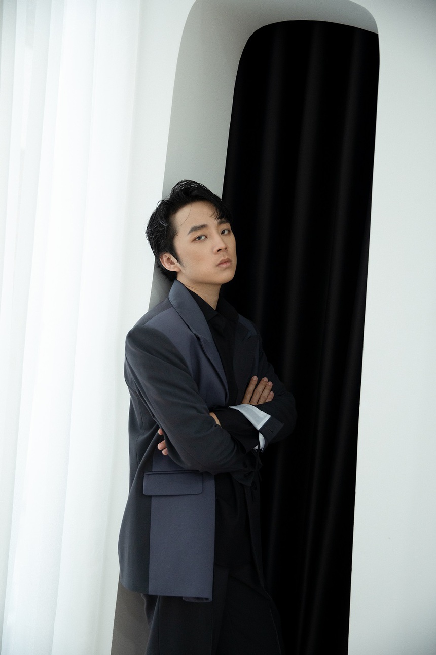 Diễn viên Him Phạm: "Tôi và chị Luk Vân từng không nói chuyện một thời gian dài" - Ảnh 1.