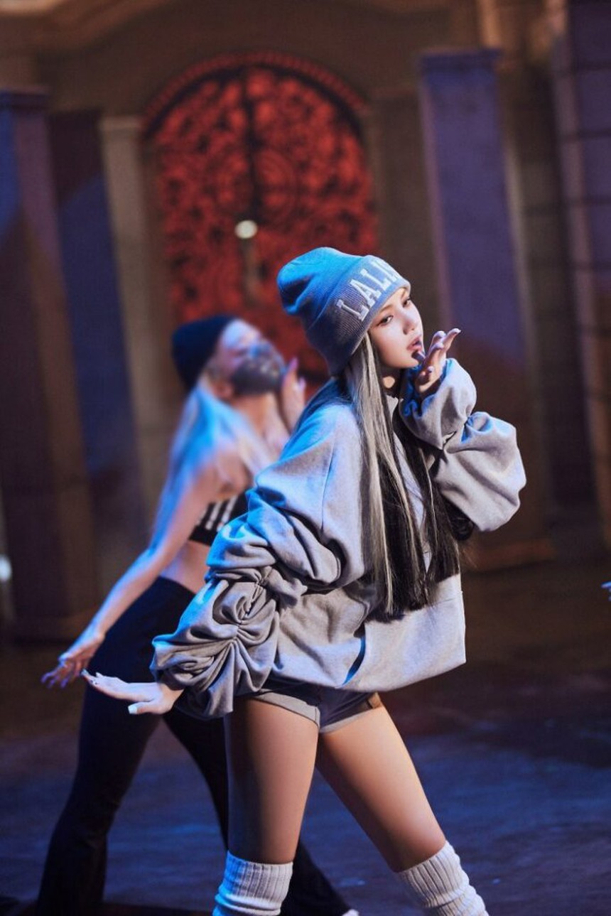 Blackpink: Jisoo cần gì để vượt thành tích solo của Lisa? - Ảnh 6.