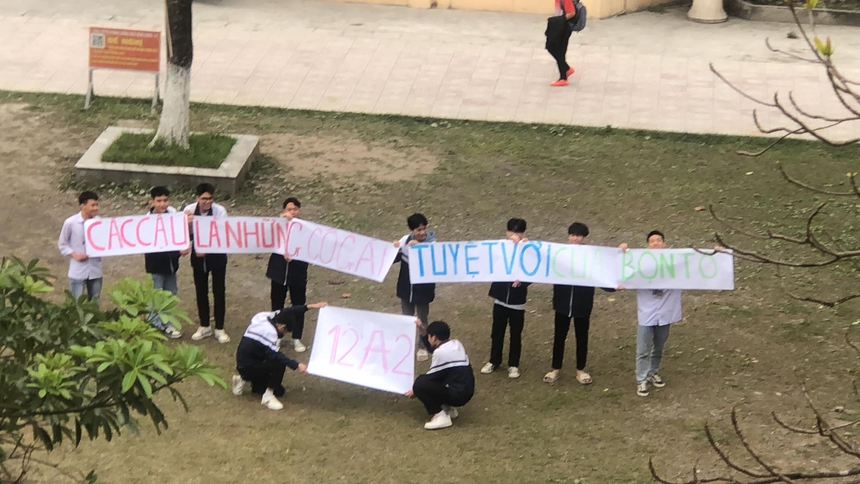 Những màn trang trí 8/3 cực chất của nam sinh khiến team “phái yếu” phát cuồng: "Bình thường thấy ghét ghét sao nay thấy thương thương tụi con trai thế!" - Ảnh 3.