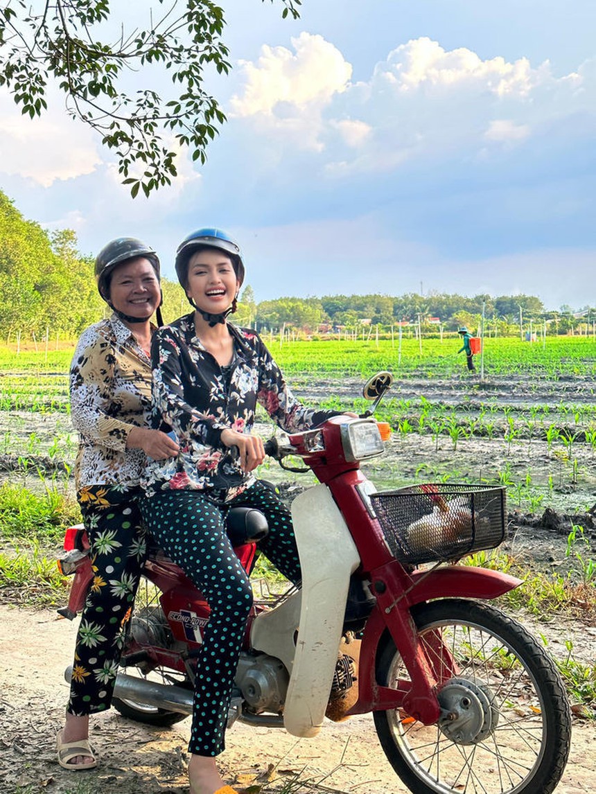 Khi các nàng hậu Vbiz diện đồ bộ: Phương Nhi vẫn là ‘em gái quốc dân”, Thùy Tiên lầy hết cỡ - Ảnh 7.