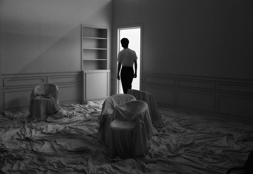 Fan háo hức về concept album solo của Jimin BTS sau ảnh teaser - Ảnh 1.