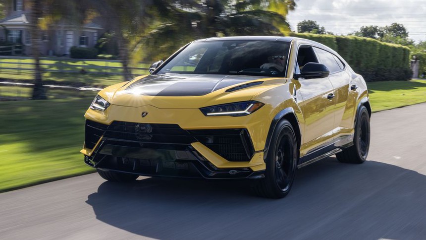 Lamborghini hé lộ thông tin xe mới: Hậu duệ Aventador 1.000 mã lực, Huracan mới chào sân vào cuối 2024, Urus thuần điện vào 2029 - Ảnh 4. Lamborghini hé lộ thông tin xe mới: Hậu duệ Aventador 1.000 mã lực, Huracan mới chào sân vào cuối 2024, Urus thuần điện vào 2029 - Ảnh 4.