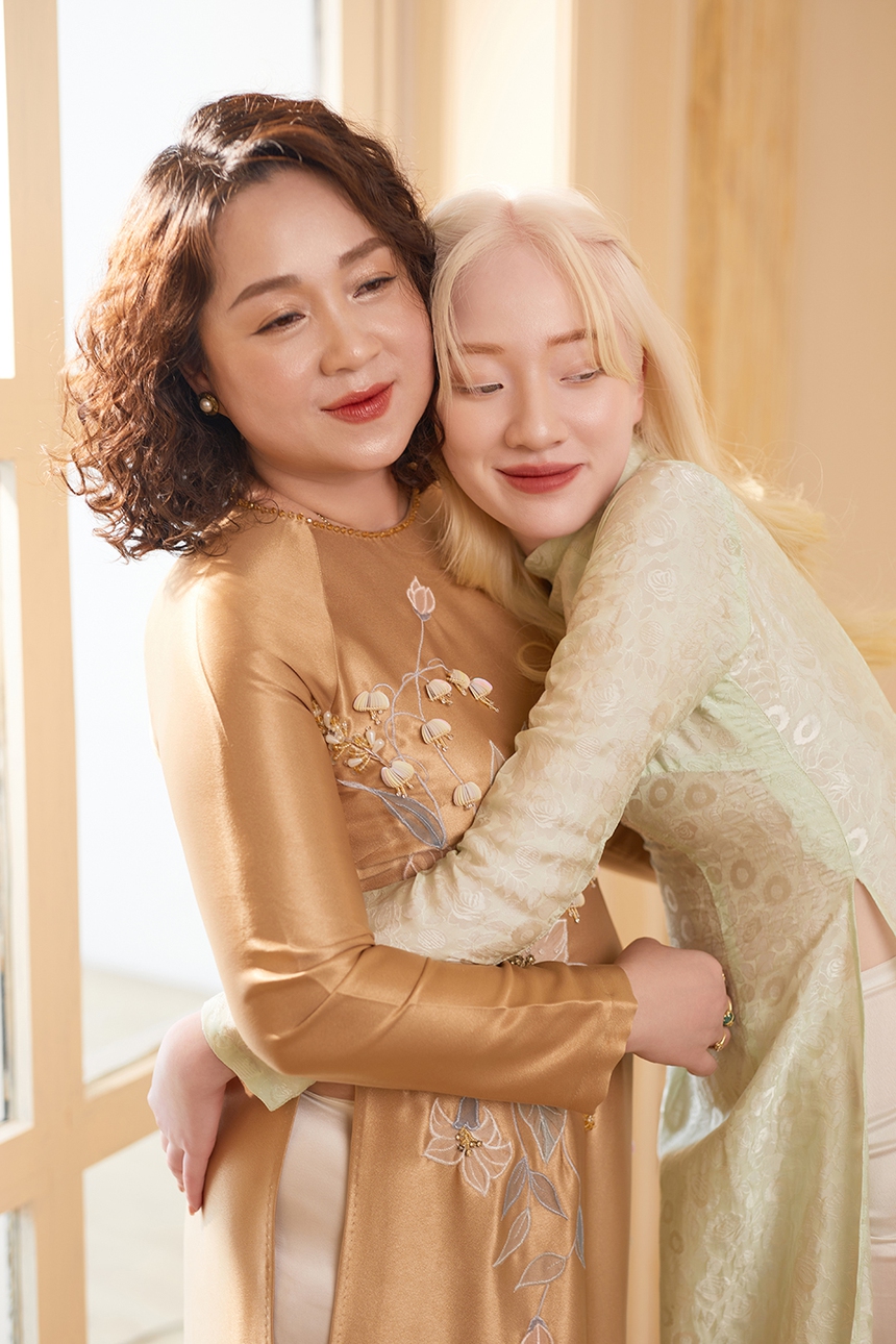 Đình Tú, Thuỳ Anh của 'Đừng nói khi yêu' chia sẻ những khoảnh khắc hạnh phúc bên mẹ - Ảnh 6.