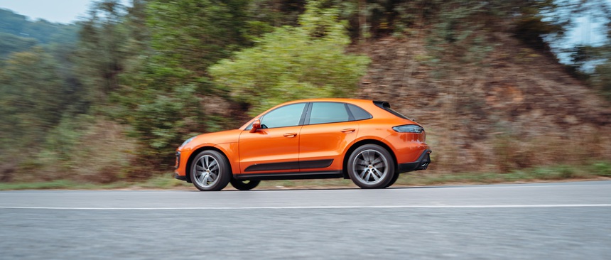 Tôi dành cả ngày hưởng Porsche Macan và đã hiểu vì sao người giàu mua xe không mấy để tâm tới thông số - Ảnh 7. Tôi dành cả ngày hưởng Porsche Macan và đã hiểu vì sao người giàu mua xe không mấy để tâm tới thông số - Ảnh 7.