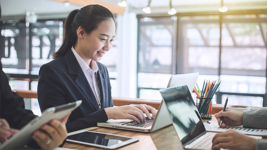 Tuổi 30 chưa làm quản lý, vẫn dưới trướng các em sếp trẻ 26, 27 tuổi là thất bại?: Người thành công mặc định "mưu sự tại nhân", kẻ vô dụng chỉ biết than trời - Ảnh 3.