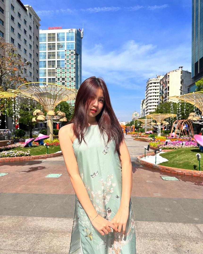 Thêm 1 "ái nữ" Vbiz được réo đi thi Hoa hậu: Visual nức nở, cân đủ mọi phong cách - Ảnh 4. Thêm 1 "ái nữ" Vbiz được réo đi thi Hoa hậu: Visual nức nở, cân đủ mọi phong cách - Ảnh 4.