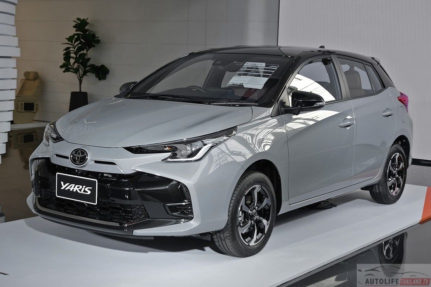 Toyota Yaris mới ra mắt này là bản xem trước Vios 2023 sắp bán ở Việt Nam: Mặt trước hầm hố, thêm công nghệ - Ảnh 2. Toyota Yaris mới ra mắt này là bản xem trước Vios 2023 sắp bán ở Việt Nam: Mặt trước hầm hố, thêm công nghệ - Ảnh 2.