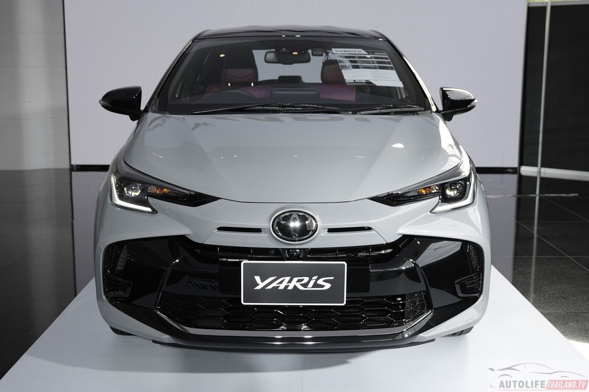 Toyota Yaris mới ra mắt này là bản xem trước Vios 2023 sắp bán ở Việt Nam: Mặt trước hầm hố, thêm công nghệ - Ảnh 3. Toyota Yaris mới ra mắt này là bản xem trước Vios 2023 sắp bán ở Việt Nam: Mặt trước hầm hố, thêm công nghệ - Ảnh 3.