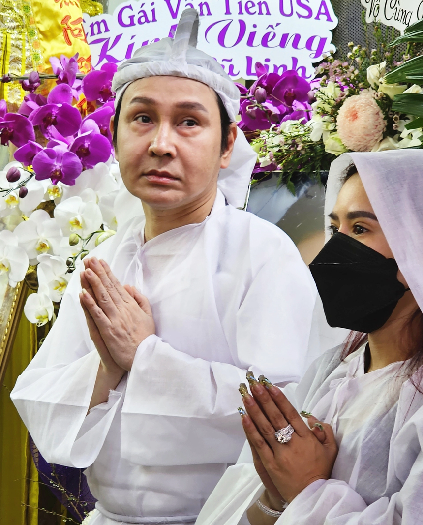 Vũ Luân - con nuôi NSƯT Vũ Linh: Mua cho anh chị em mỗi người căn nhà, độc thân ở tuổi 51 - Ảnh 1. Vũ Luân - con nuôi NSƯT Vũ Linh: Mua cho anh chị em mỗi người căn nhà, độc thân ở tuổi 51 - Ảnh 1.