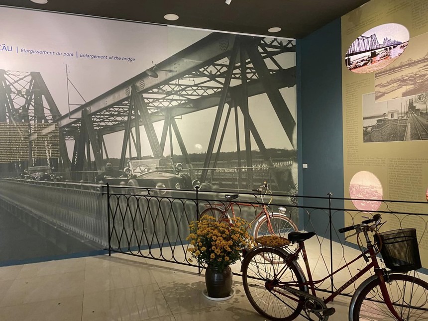 'Gỡ khó' cho triển lãm tư liệu - Ảnh 2.