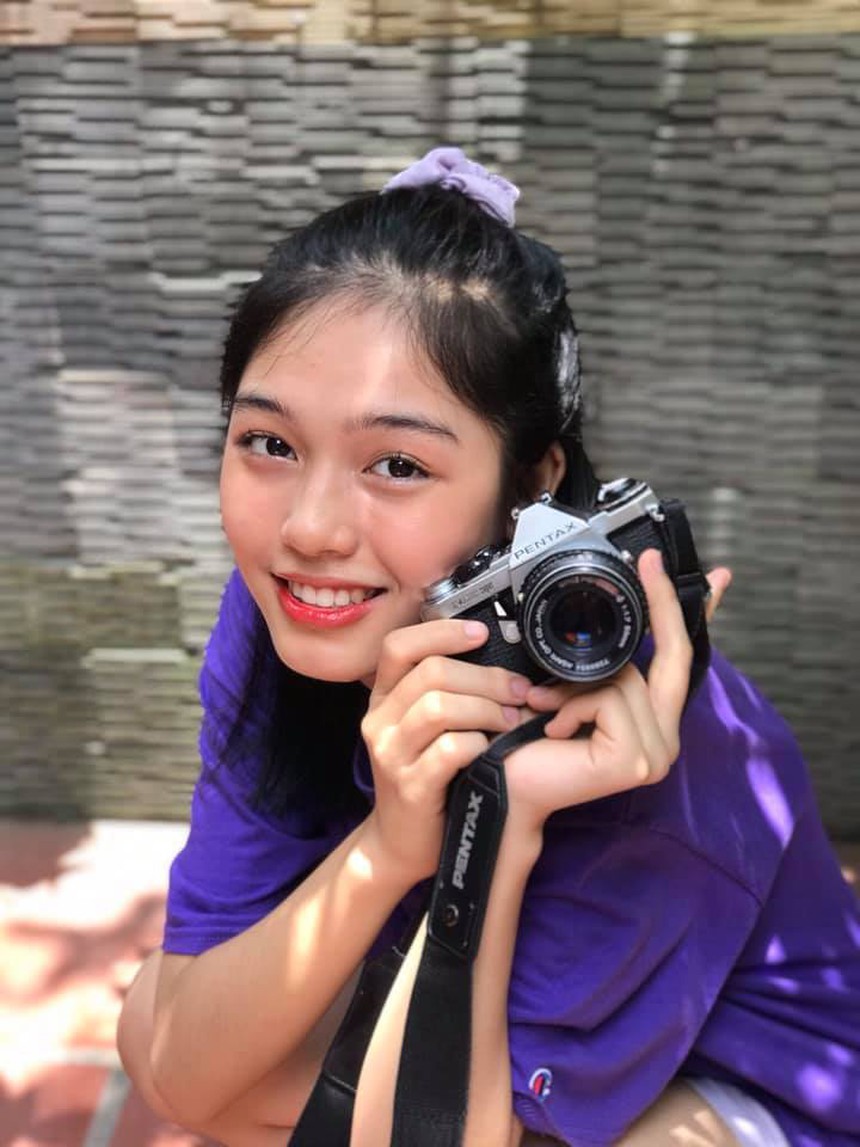 Nhan sắc đời thường "xinh ơi là xinh" của Hoa khôi trường Báo vừa đăng quang, ngắm mãi chẳng chán - Ảnh 5.