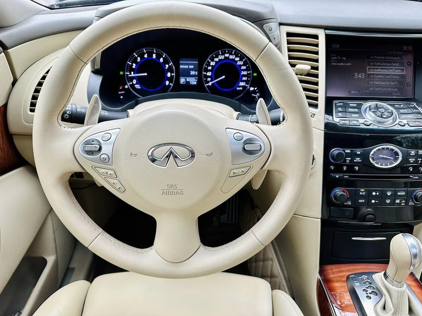 Hàng hiếm Infiniti QX70 lên sàn xe cũ, người bán chia sẻ: ‘Bán rẻ gấp 4 lần giá mua mới dù mỗi năm chỉ chạy 11.000km’ - Ảnh 7.