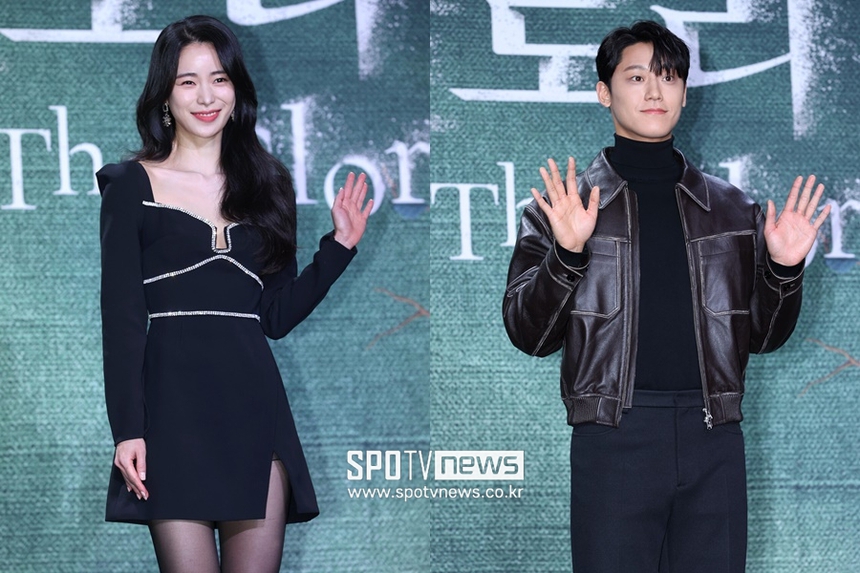 The Glory vận vào người Lee Do Hyun: Yêu đàn chị hơn tận 5 tuổi, mỗi tội nữ chính ngoài đời lại là 'ác nữ' - Ảnh 13. The Glory vận vào người Lee Do Hyun: Yêu đàn chị hơn tận 5 tuổi, mỗi tội nữ chính ngoài đời lại là 'ác nữ' - Ảnh 13.