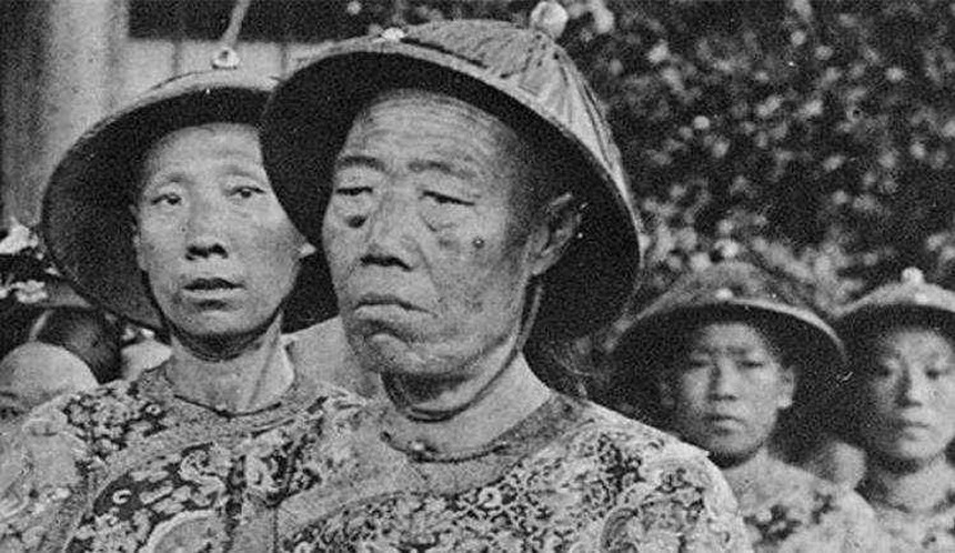 Thái giám Lý Liên Anh: Mặt đầy khắc khổ, ngoại hình kém sắc, vì sao được Từ Hi Thái hậu yêu thích và tin tưởng hết mực? - Ảnh 3.