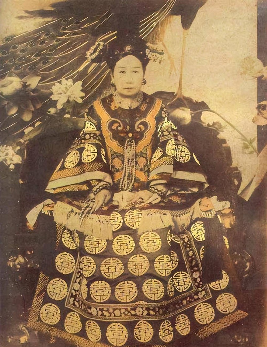 Thái giám Lý Liên Anh: Mặt đầy khắc khổ, ngoại hình kém sắc, vì sao được Từ Hi Thái hậu yêu thích và tin tưởng hết mực? - Ảnh 5.