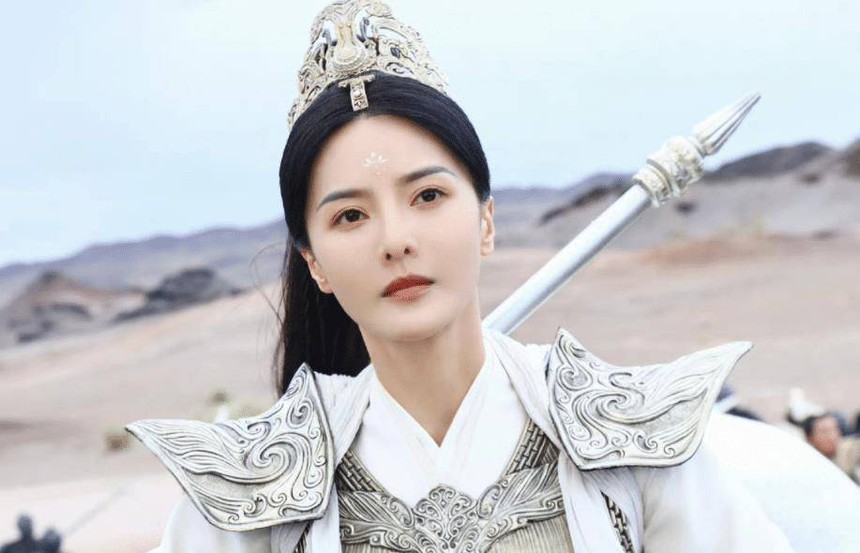 Có một mỹ nhân đóng mẹ của ai là 'át visual' người đó: Bằng tuổi Triệu Lệ Dĩnh nhưng 'xịt ngóm' vì lộ chuyện dùng tình đổi vai - Ảnh 5. Có một mỹ nhân đóng mẹ của ai là 'át visual' người đó: Bằng tuổi Triệu Lệ Dĩnh nhưng 'xịt ngóm' vì lộ chuyện dùng tình đổi vai - Ảnh 5.