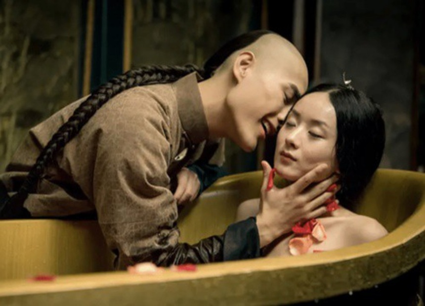 Bộ phim duy nhất Triệu Lệ Dĩnh đóng cảnh nóng, bạo đến mức bạn diễn nam có phản ứng sinh lý - Ảnh 5. Bộ phim duy nhất Triệu Lệ Dĩnh đóng cảnh nóng, bạo đến mức bạn diễn nam có phản ứng sinh lý - Ảnh 5.
