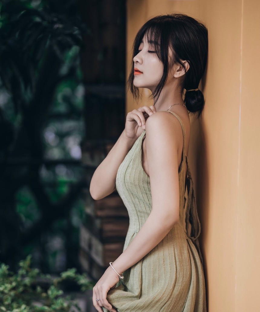 Tiktoker Thu Dung - Cô gái cover nhạc Trung hút "triệu view" - Ảnh 2.