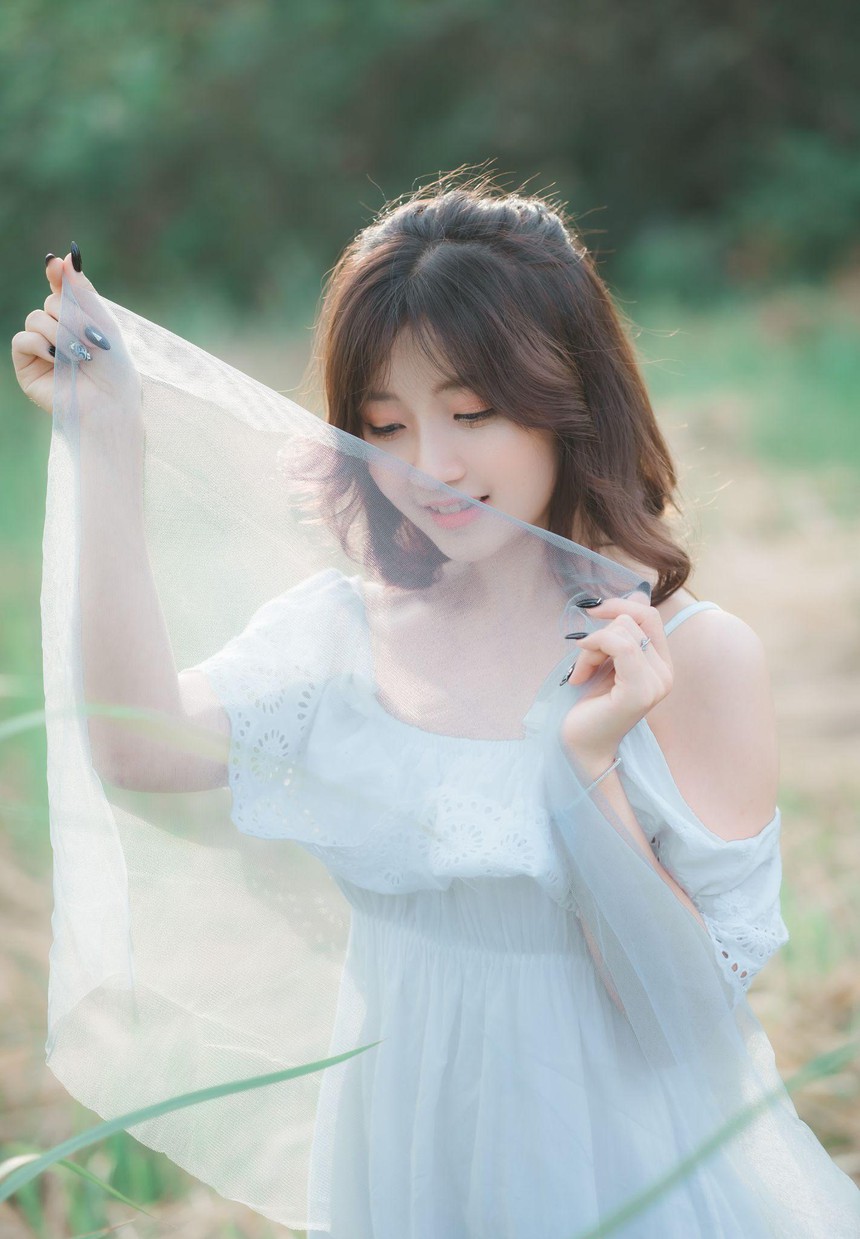 Tiktoker Thu Dung - Cô gái cover nhạc Trung hút "triệu view" - Ảnh 4.