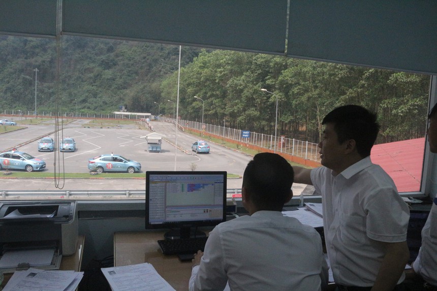 Ngăn chặn tham nhũng, tiêu cực trong đào tạo, sát hạch cấp giấy phép lái xe - Ảnh 1.