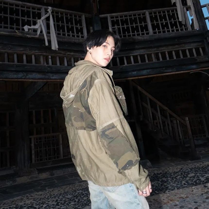 Suga trải lòng về cuộc vật lộncủa BTS để được chấp nhận là nhạc sĩ và thần tượng - Ảnh 3.