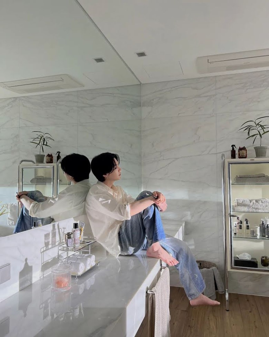 Suga trải lòng về cuộc vật lộncủa BTS để được chấp nhận là nhạc sĩ và thần tượng - Ảnh 4.