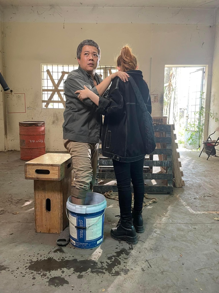 Lê Nam bỏ vai phút chót, Hoàng Mèo: "Tôi chửi, Lê Nam chỉ biết câm nín" - Ảnh 4.