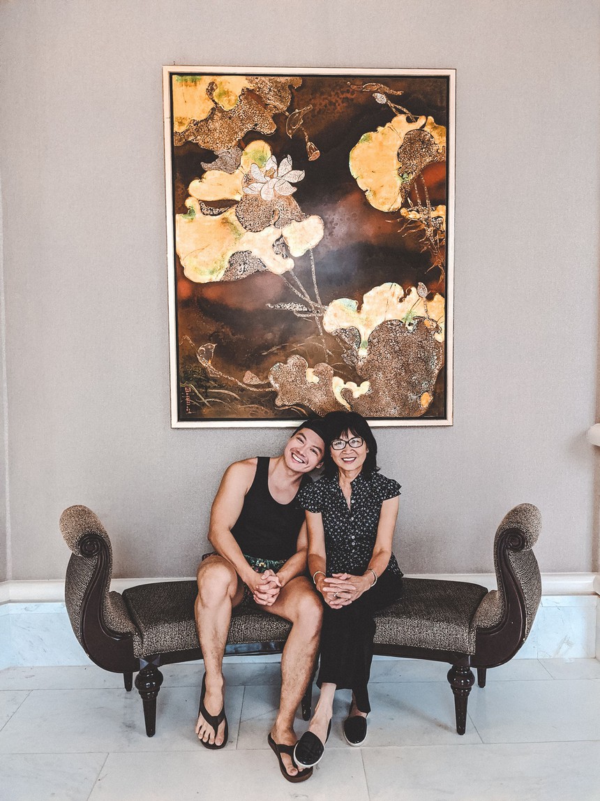 Đang có bạn gái, nam doanh nhân bất ngờ say đắm trai đẹp tiếp viên hàng không, quyết định công khai giới tính thật - Ảnh 6.