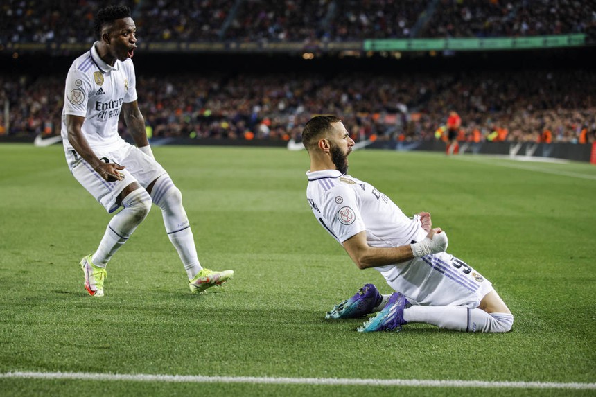 02h00, ngày 13/4, Bernabeu, Real Madrid-Chelsea (trực tiếp FPT Play): Song hùng Benzema-Vinicius đại phá Chelsea - Ảnh 1. 02h00, ngày 13/4, Bernabeu, Real Madrid-Chelsea (trực tiếp FPT Play): Song hùng Benzema-Vinicius đại phá Chelsea - Ảnh 1.