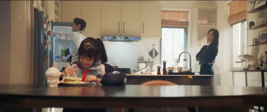 Trả đũa chồng ngoại tình đỉnh cao và thông minh, tỉnh táo như nữ chính “Chuyển mình rực rỡ" - Ảnh 2.