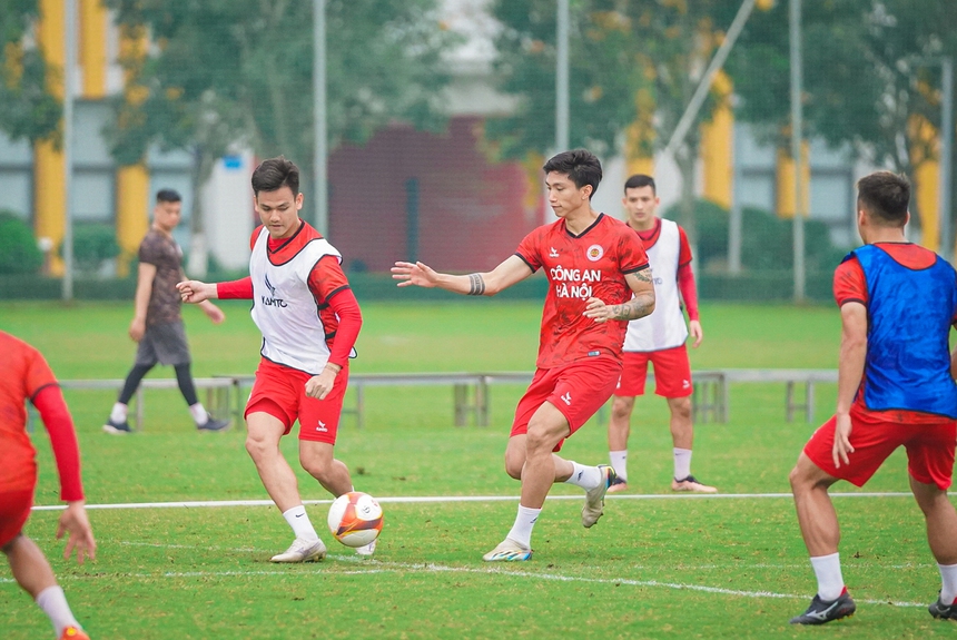 Bóng đá Việt Nam ngày 12/4: Bình Dương vs Công an Hà Nội (17h00), Đà Nẵng vs Viettel (18h00) - Ảnh 1. Bóng đá Việt Nam ngày 12/4: Bình Dương vs Công an Hà Nội (17h00), Đà Nẵng vs Viettel (18h00) - Ảnh 1.