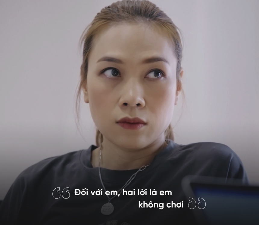 'Người giữ thời gian' gây sốt, Mỹ Tâm xúc động chia sẻ ảnh ôm bố mẹ chưa bao giờ tiết lộ - Ảnh 3. 'Người giữ thời gian' gây sốt, Mỹ Tâm xúc động chia sẻ ảnh ôm bố mẹ chưa bao giờ tiết lộ - Ảnh 3.