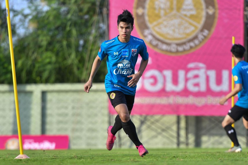 Bóng đá Việt Nam ngày 12/4: HLV Park Hang Seo gửi lời chúc đặc biệt tới Văn Toàn - Ảnh 4.