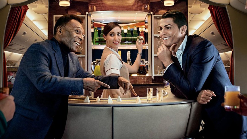 Những ông bố nhiều con nhất thế giới bóng đá - Ảnh 1.