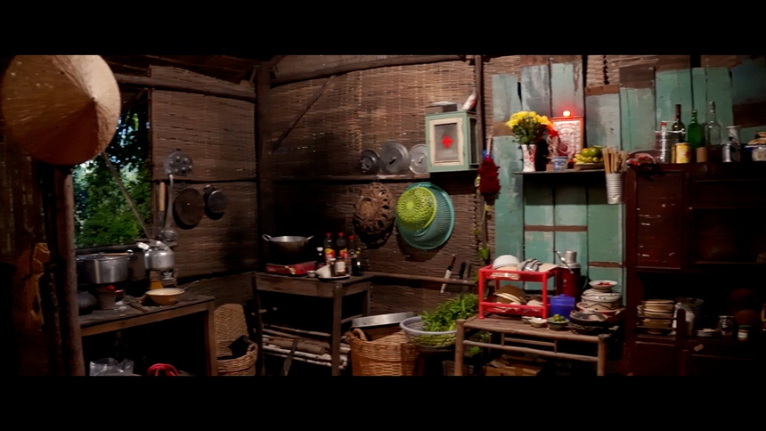 Lý do Lý Hải bỏ tiền xây dựng cả dãy nhà rồi phá bỏ trong "Lật Mặt 6" - Ảnh 3. Lý do Lý Hải bỏ tiền xây dựng cả dãy nhà rồi phá bỏ trong "Lật Mặt 6" - Ảnh 3.