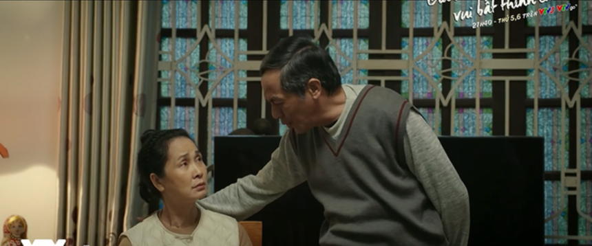 NSND Bùi Bài Bình đóng cặp với NSND Lan Hương: Từ tình yêu thời bão lửa đến đôi vợ chồng già - Ảnh 1. NSND Bùi Bài Bình đóng cặp với NSND Lan Hương: Từ tình yêu thời bão lửa đến đôi vợ chồng già - Ảnh 1.