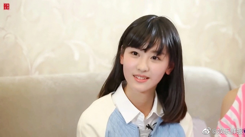 Loạt ảnh cũ của nữ phụ 'Trường nguyệt tẫn minh' bất ngờ gây sốt - Ảnh 7.