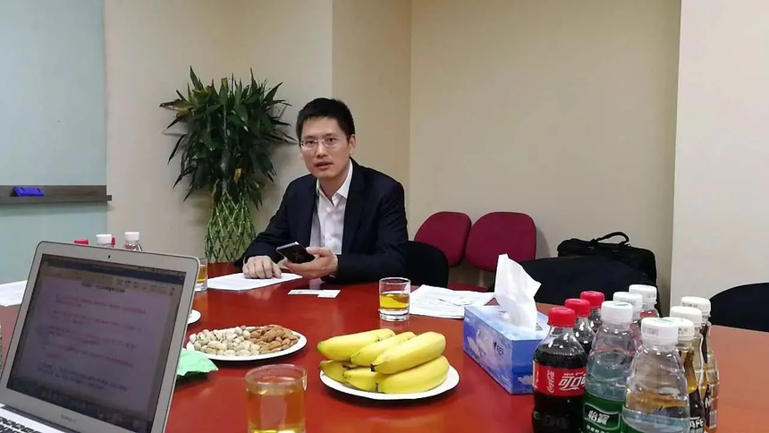 Chi 5 tỷ/năm mời CEO công ty lớn hơn về làm quản lý để “cải tổ” nhưng suýt phá sản: Áp dụng phương pháp không đúng chỗ, dù hay đến mấy cũng thành sai - Ảnh 1.